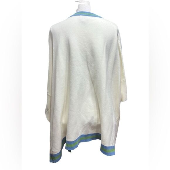 Tuckernuck Camden cream and blue soft sweater poncho - Picture 3 of 4